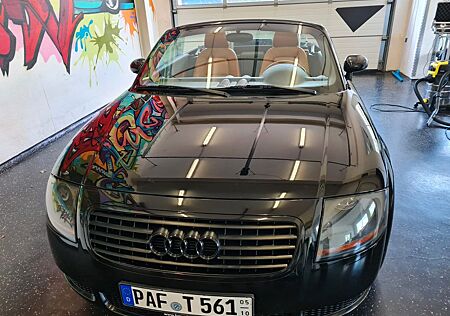 Audi TT Roadster 1.8T 132 kW -