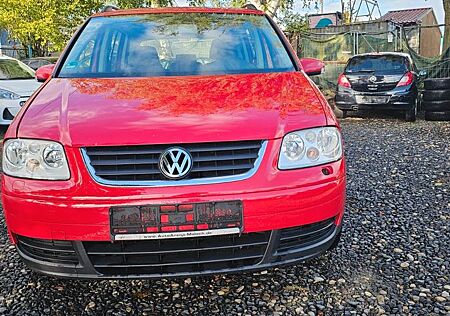 VW Touran Volkswagen Goal