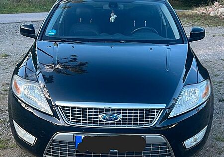 Ford Mondeo 2,0TDCi 103kW DPF Black Magic Turnier...