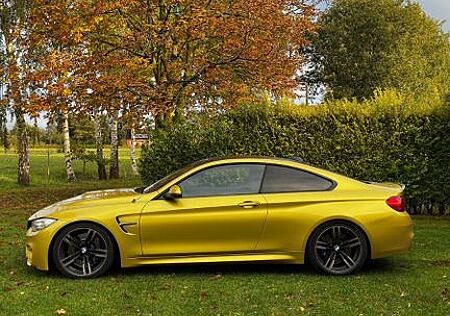 BMW M4 Deutsches Auto Unfallfrei