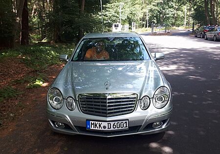 Mercedes-Benz 200