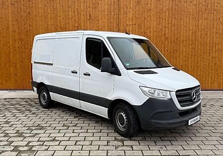 Mercedes-Benz Sprinter 314 mit AHK, R-Kamera, 8fach Bereift