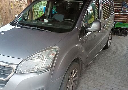 Peugeot Partner Tepee Tepee Allure BlueHDi 120 S/S A...