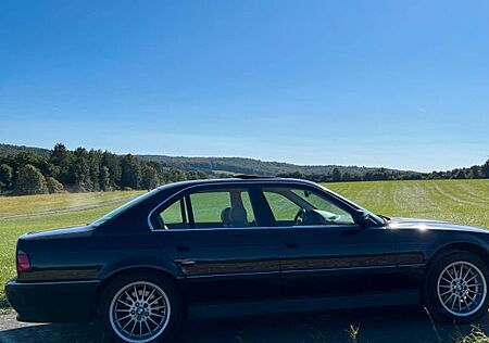 BMW 728i e38 (Schaltgetriebe)