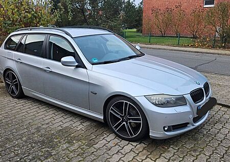 BMW 320d Touring *Vollleder*PDC*AHK*Alu*Alarmanlage