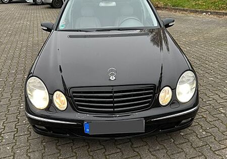 Mercedes-Benz E 350 ELEGANCE W211