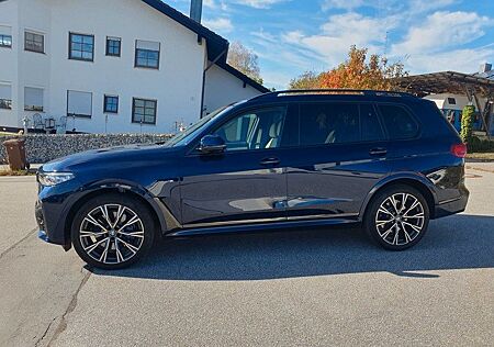 BMW X7 M50d Werksgarantie 10-2025