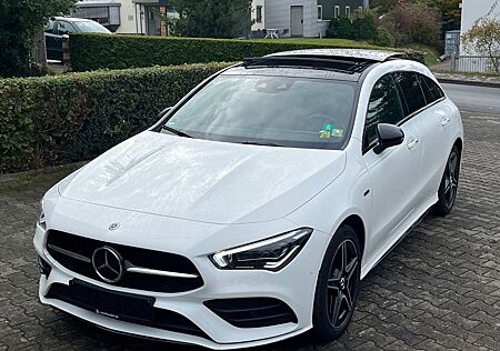 Mercedes-Benz CLA 250 Shooting Brake CLA 250e AMG Panorama LED AHK Burmester Kamera