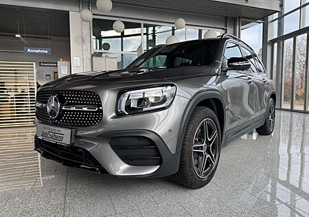 Mercedes-Benz GLB 200 4Matic AMG+Pano+Keyless GO+DISTRONIC