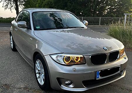 BMW 120i Coupé -
