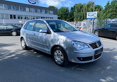 VW Polo Volkswagen IV Comfortline 1.4 Automatik