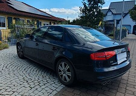 Audi A4 2.0 TDI 150PS, Ambition, S-Line, Euro6plus,
