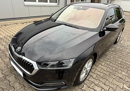 Skoda Octavia 1.5 TSI FIRST EDITION COMBI FIRST ED...