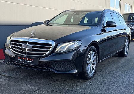Mercedes-Benz E 200 d /Scheckheft/Rückfhrtkamera/Top 1a