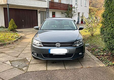 VW Jetta Volkswagen 1.4 TSI DSG Highline