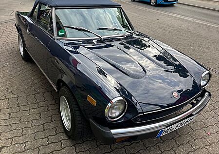 Fiat 124 Spider