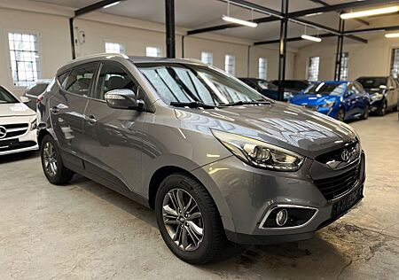 Hyundai ix35 World Cup Edition AWD*1.HD*4x4*AHK*PDC*SHZ*