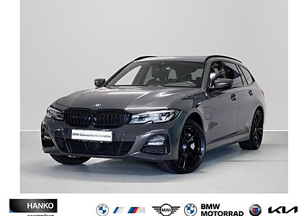 BMW 330e xDrive A
