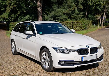 BMW 320d xDrive Touring Sport Line