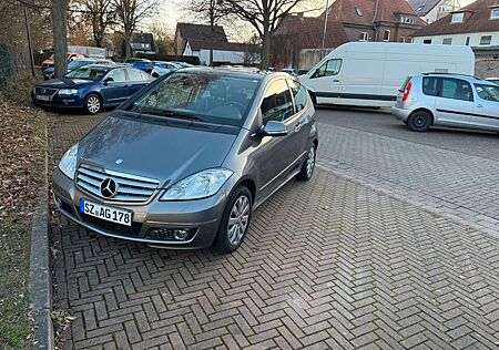 Mercedes-Benz A 150 ELEGANCE Autotronic Elegance
