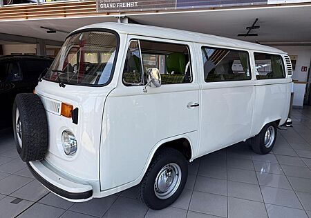 VW T2 Volkswagen Fensterbus im Originallack, Classic Data 2+