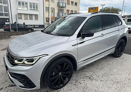 VW Tiguan Volkswagen R-Line 4Motion 2,0 TDI HeadUp*Pano