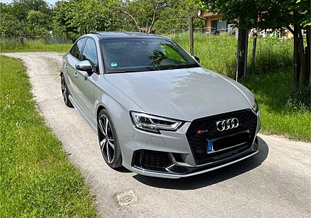 Audi RS3 gebraucht kaufen Audi RS3 2.5 TFSI S tronic quattro - Vollausstattung