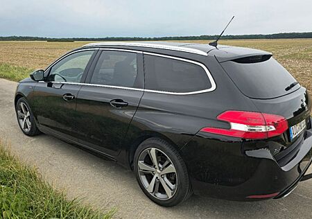 Peugeot 308 GT-Line Edition BlueHDi 150 EAT6 GT-Line...