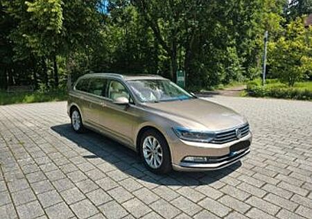 VW Passat Volkswagen Panorama-Dach/2.Hand/Tüv neu