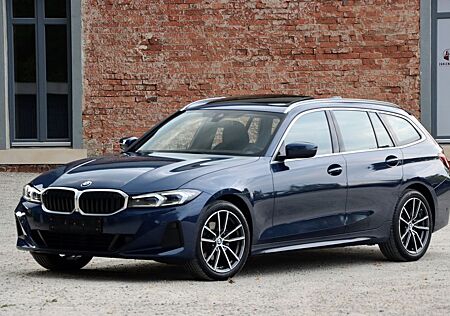BMW 320d Touring/PANO/H&K/18Z/MEMORY/HuD/8-FACH/NP73