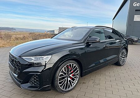 Audi Q8 50 TDI QUATTRO+AHK+PANO+STANDHEIZUNG