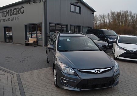 Hyundai i30 CW blue 1.4 Comfort