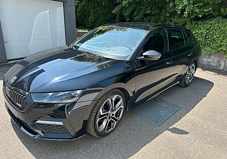 Skoda Octavia 2.0 TDI DSG RS COMBI RS 4x4