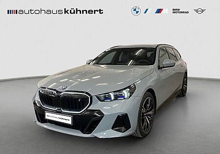 BMW i5 xDrive40 Touring UPE 97.730 € ACC LED SpurAss
