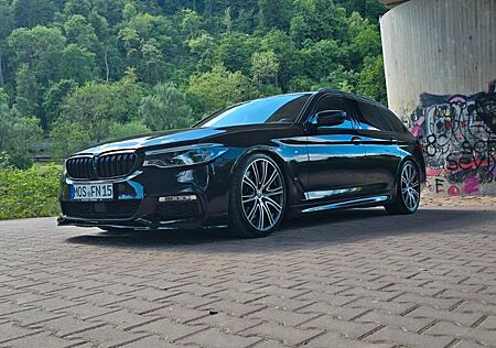 BMW 540i xDrive Touring A - M Paket Ohne Opf