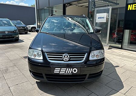 VW Touran Volkswagen 1.6 Conceptline 7Sitzer/Tempomat/Sitzheiz