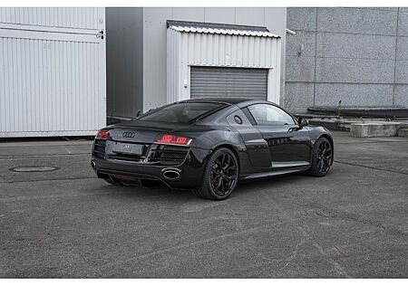 Audi R8 Coupe 5.2 FSI quattro
