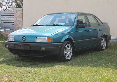 VW Passat Volkswagen 1.8 CL 35i Limousine 1HD Tüv neu gepflegt