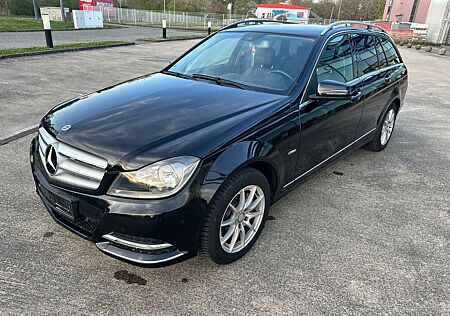 Mercedes-Benz C 200 C 200CGI Avantgarde Facelift Klima Navi Leder