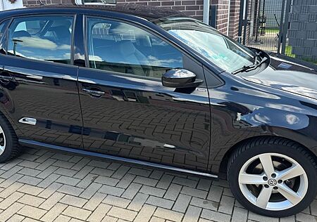VW Polo Volkswagen 1.2 TSI 66kW BMT Comfortline Comfortline