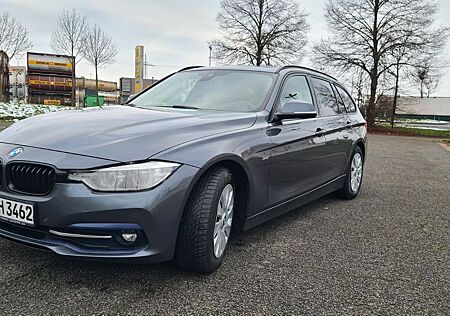 BMW 318d Touring Sport Line Aut Navi HUD Pano KLG PD