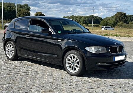 BMW 116i - TÜV Neu SHZ Navi Tempomat Sport