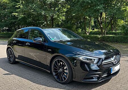 Mercedes-Benz A 35 AMG 4MATIC