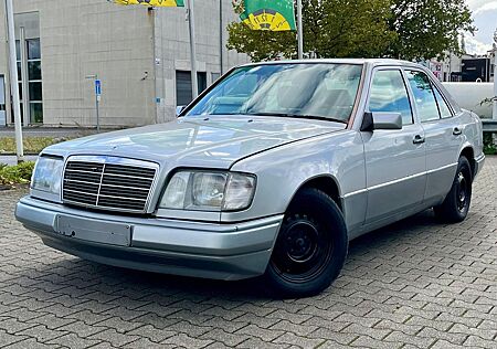 Mercedes-Benz E 250 D ~ GARAGENFUND ~