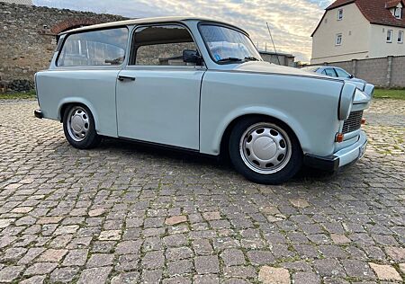 Trabant 601 Universal Tuning Bitte lesen Sie den Text.