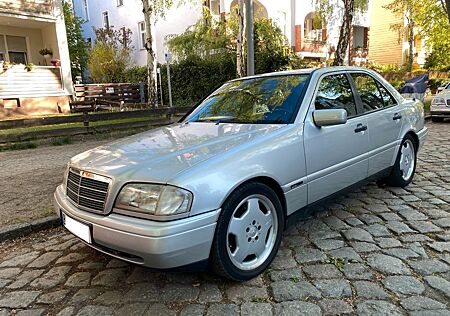 Mercedes-Benz C 180 SPORT AMG DTM-EDITION