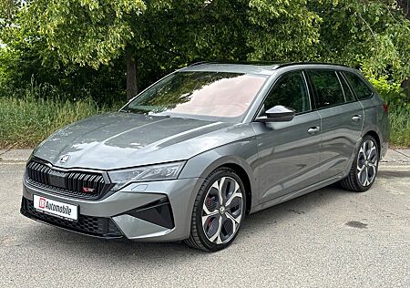 Skoda Octavia Combi RS 2.0TSi DSG DCC PADACH LM19"AHK