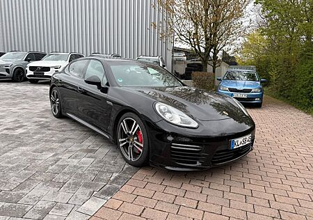 Porsche Panamera GTS+1.HAND+UNFALLFREI+PANO+ACC+CAM