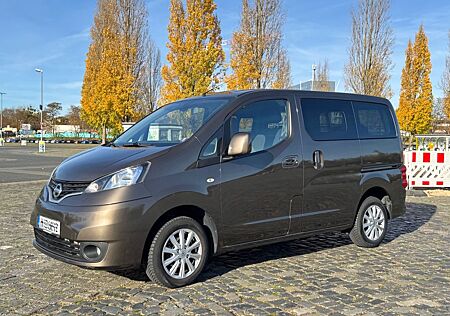 Nissan NV200 Evalia AHK und 7Sitze