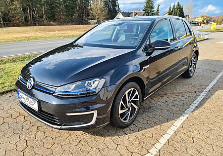 VW Golf Volkswagen e- e-